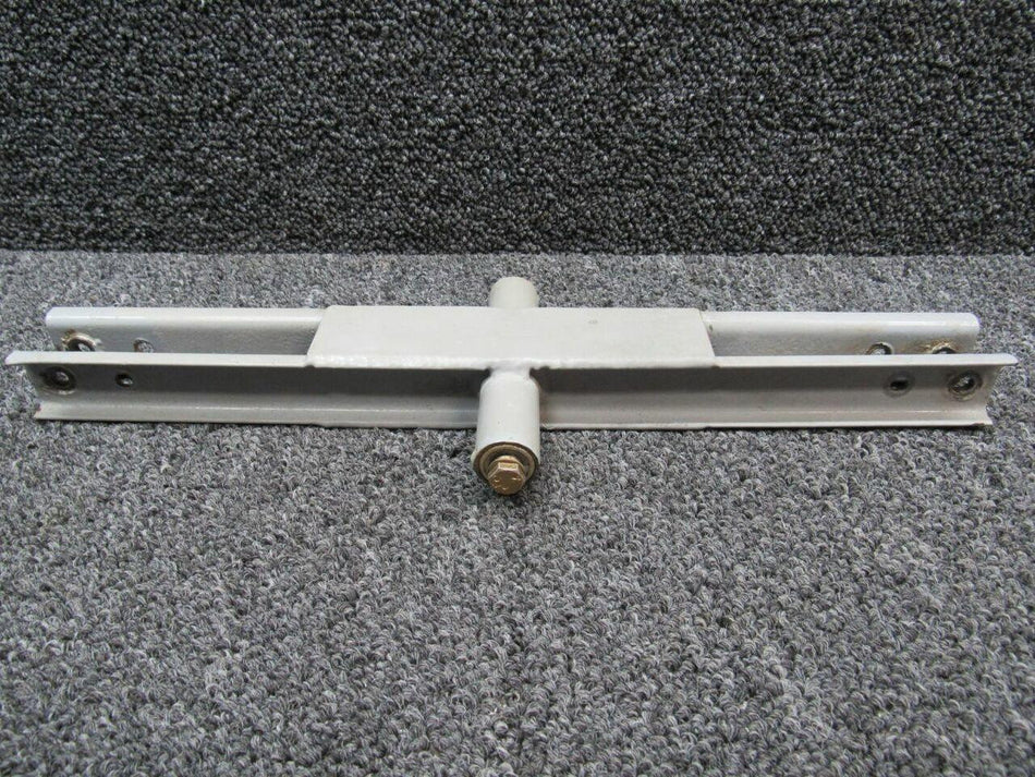 Ayres 9012-17 USE 09012T017 Ayres S2R-T34 Bellcrank Assembly Elevator Control