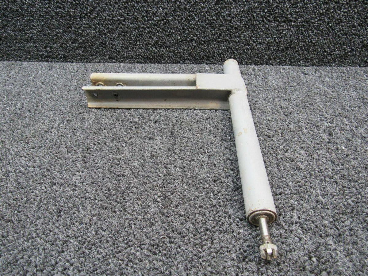 Ayres 57056-6 Ayres S2R-T34 Elevator Idler Assembly