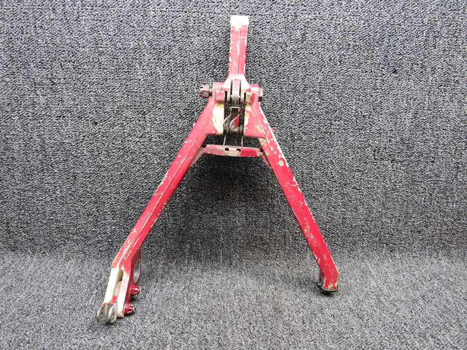 40280-001 / 85166-003 /41985-001 Piper PA31-310 Main Gear Side Link Assy RH Aft