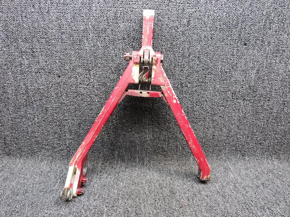 40280-001 / 85166-003 /41985-001 Piper PA31-310 Main Gear Side Link Assy RH Aft