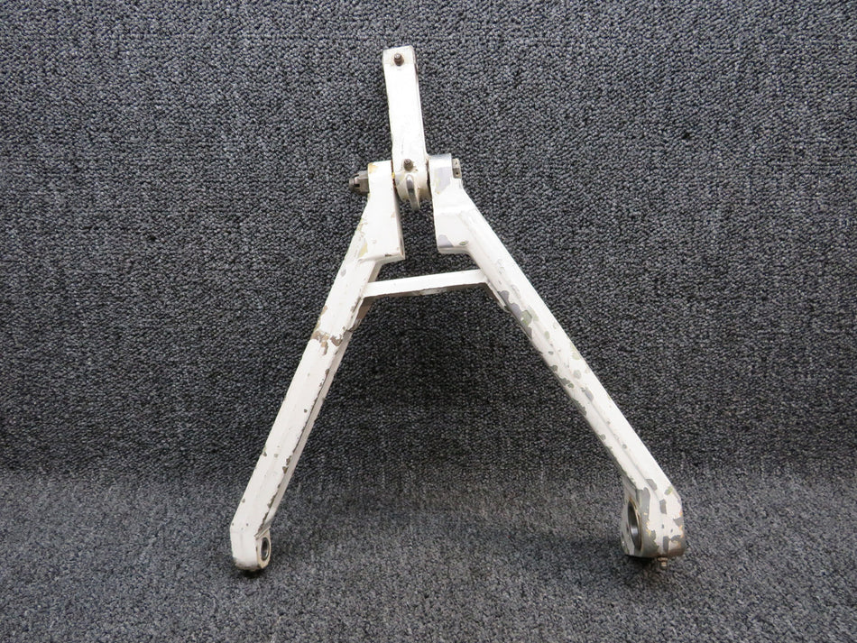 40280-001 / 85166-003 /41985-001 Piper PA-31T Link Assy Main Gear W/ Side Brace RH