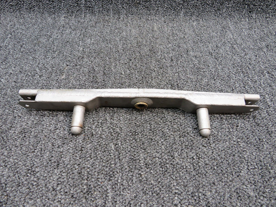 17310-000 Piper PA23-250 Arm Nose Gear Steering