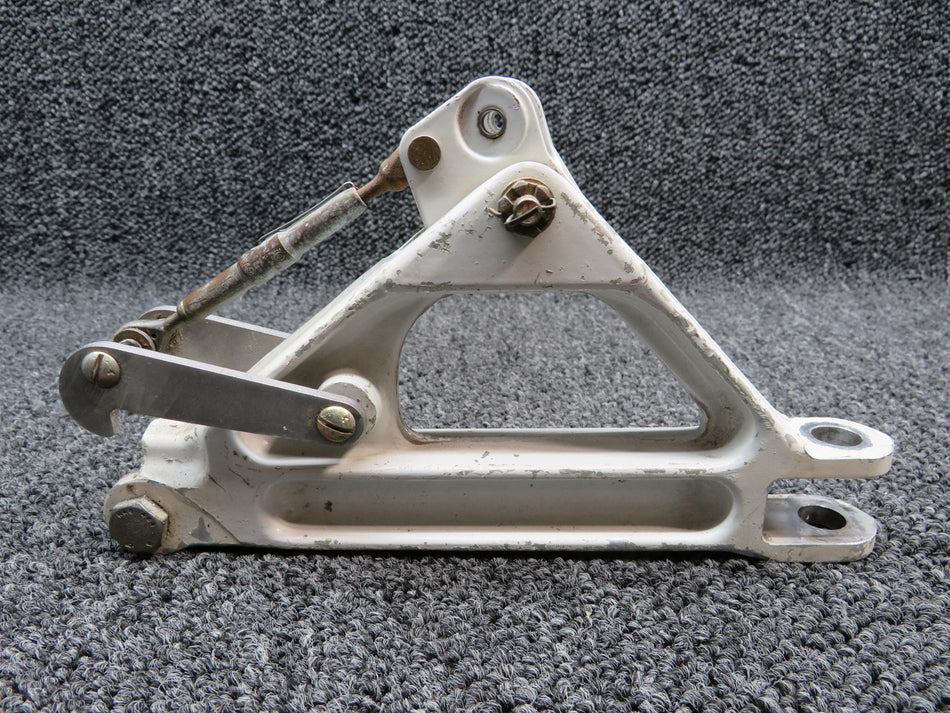 67025-006 (USE: 67025-014) Piper PA32R-301 Truss Main Gear Assembly RH