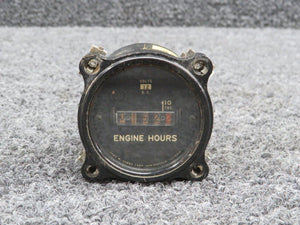 Hobbs Engine Hour Meter Indicator (Volts: 12, Vintage)