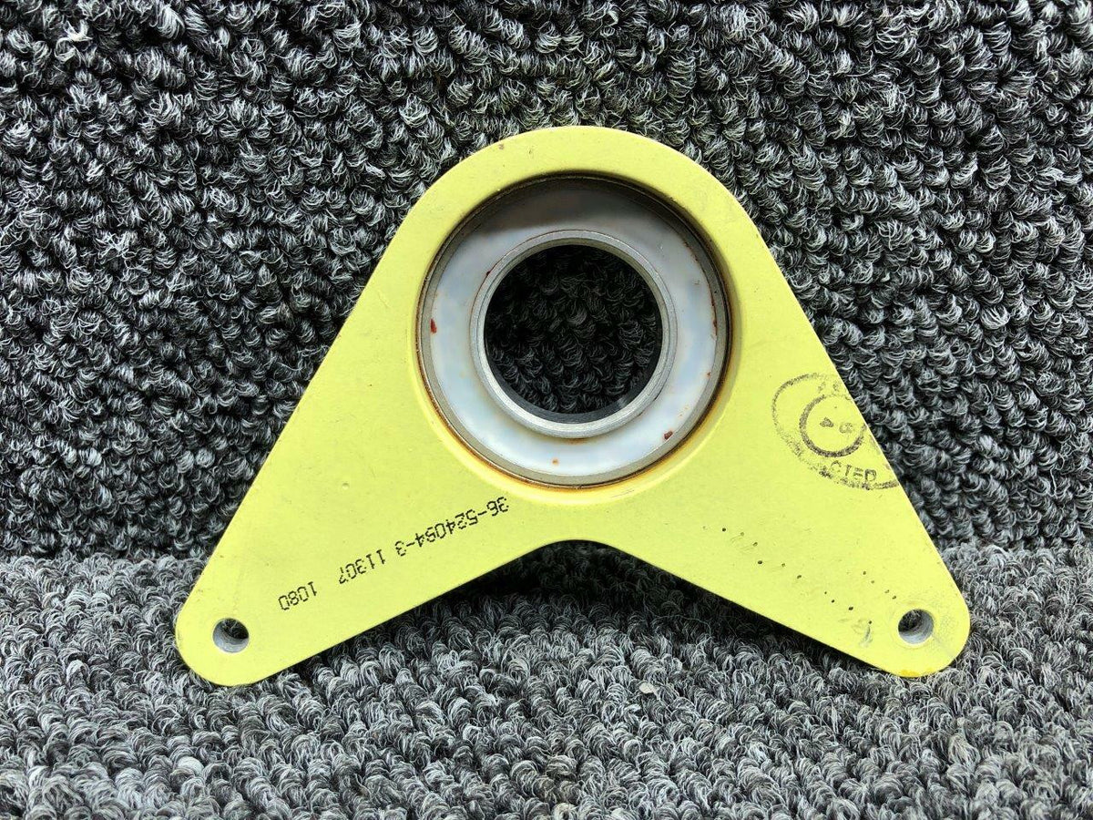 Beechcraft 36-524094-1 Beechcraft 58 Block Pillow Shaft Support Outboard NEW OLD STOCK