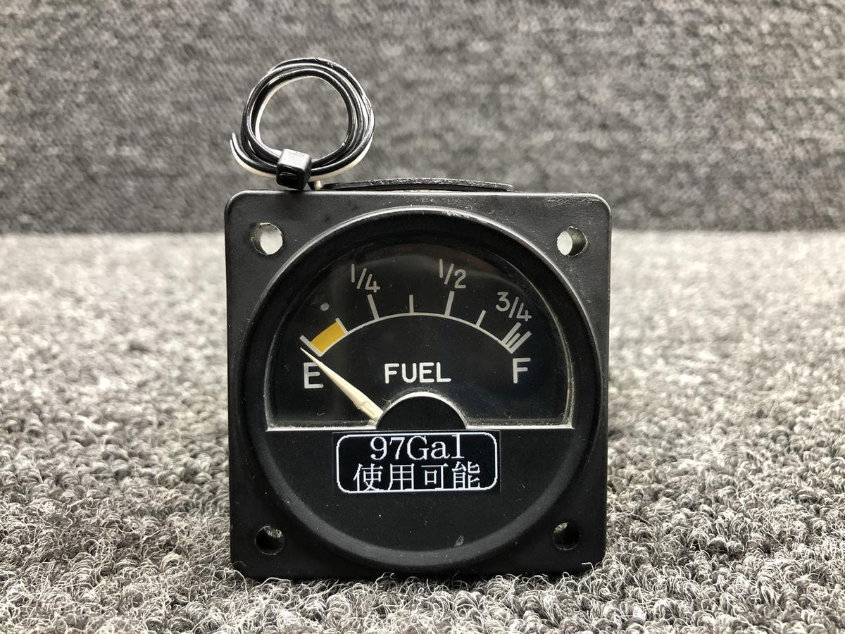 Hickok 563-228 ALT 58-380097-5 Hickok Fuel Quantity Indicator Volts 28 Lighted