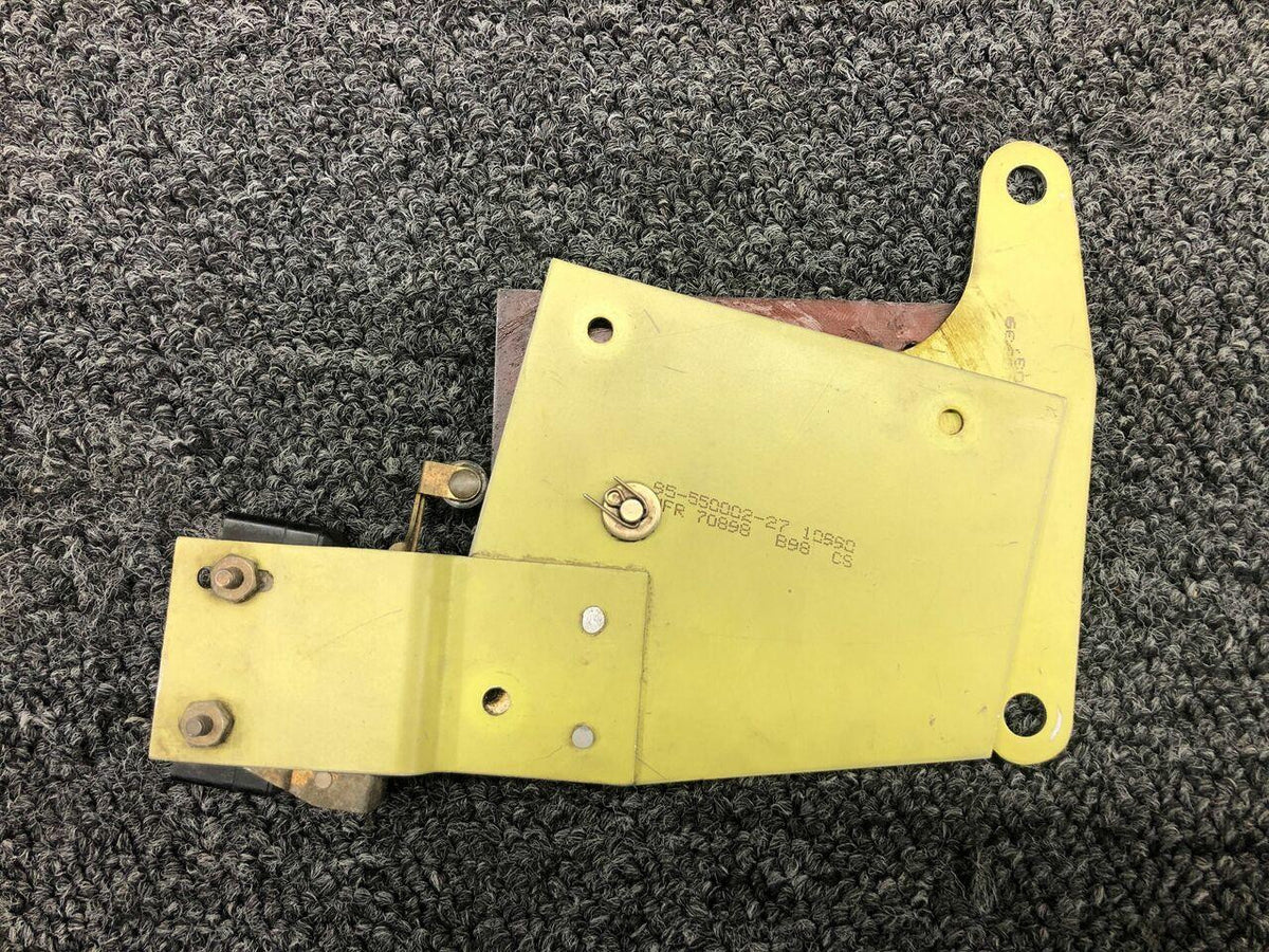 Beechcraft 95-550002-21 / 95-550002-31 Phenolic Guide / Heat Control, Bellcrank, and Switch