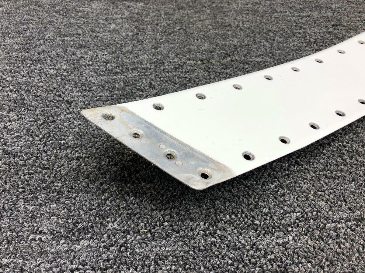 Cessna 5622013-201 Cessna 414 Wing Fairing Strip Upper Center RH