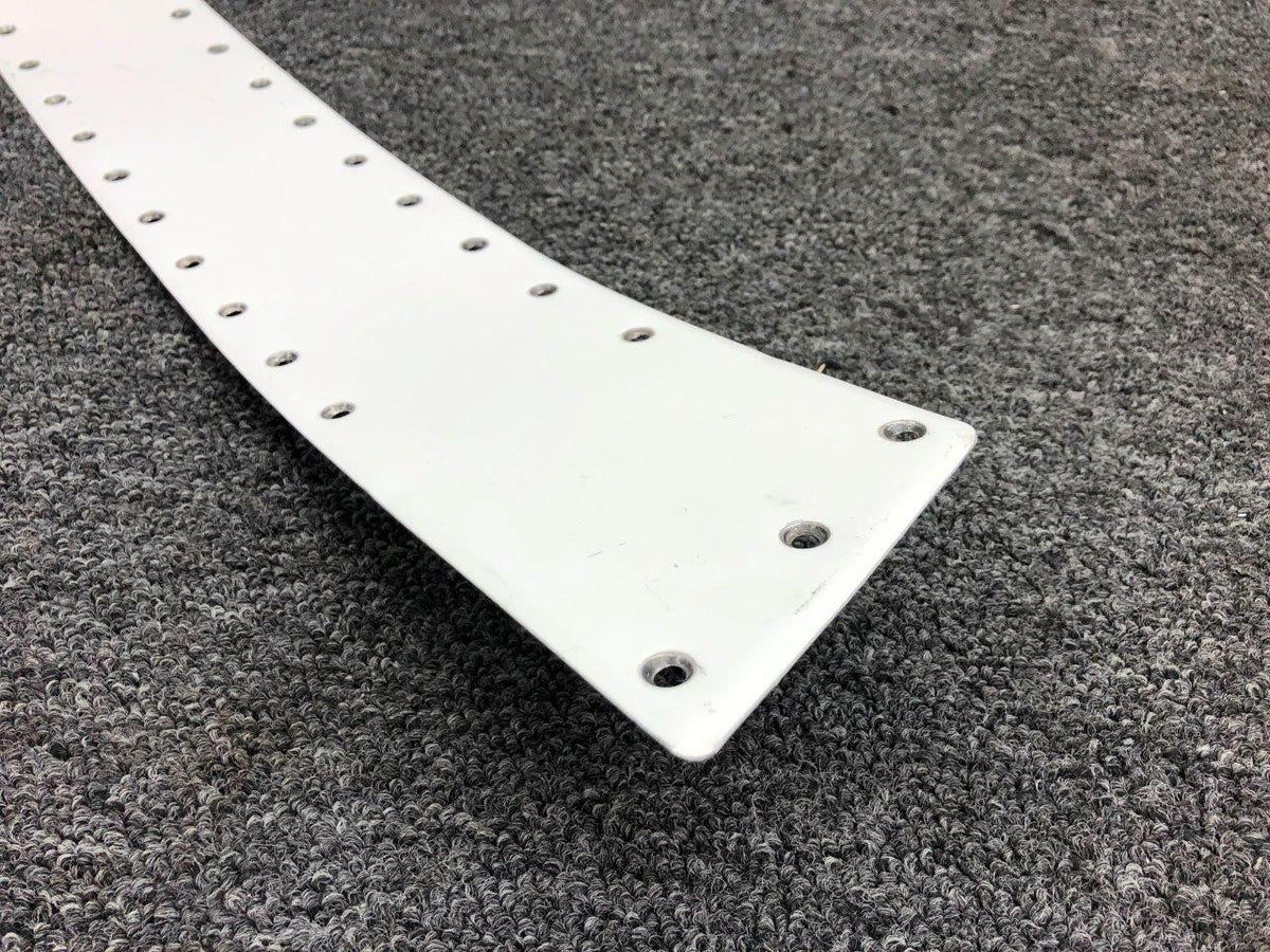 Cessna 5622013-201 Cessna 414 Wing Fairing Strip Upper Center RH