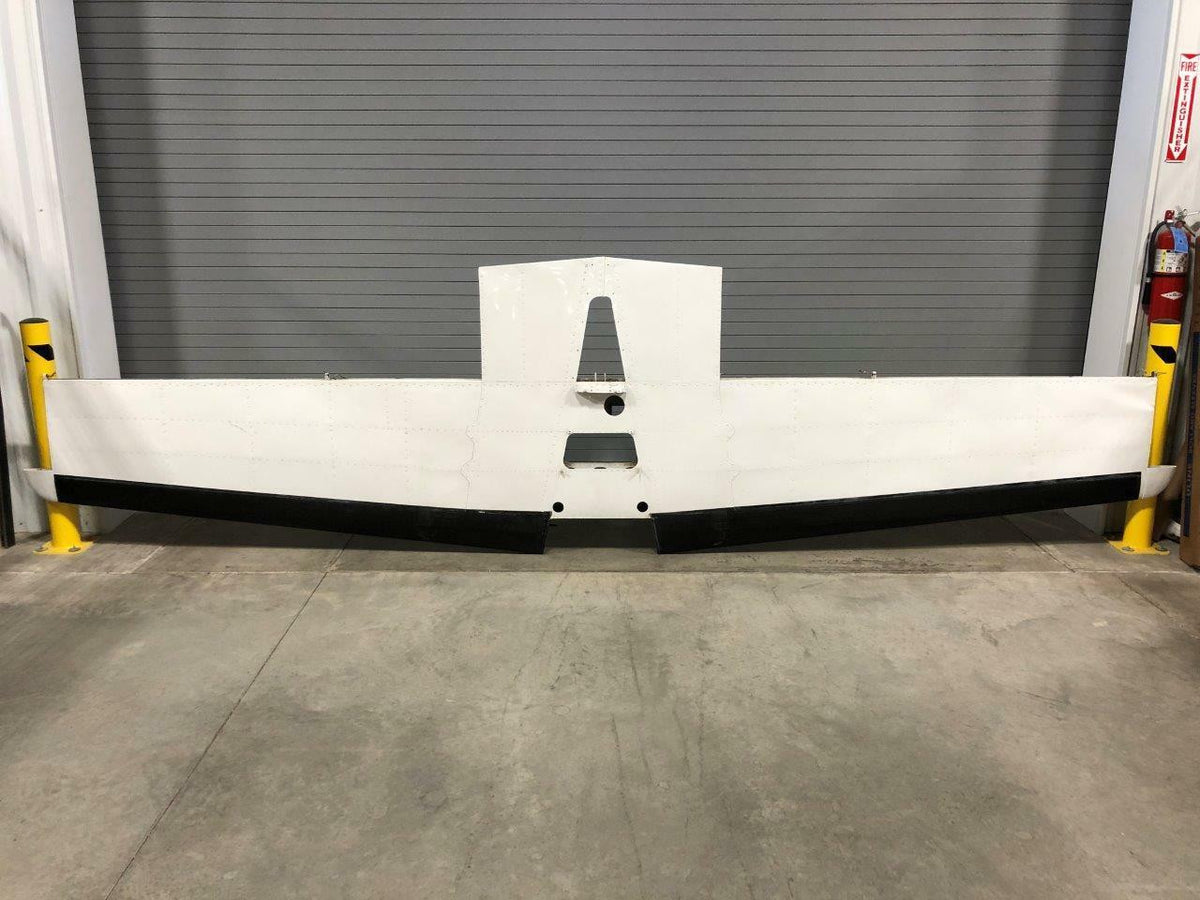 Cessna 5032000-17 FSO 5032000-25 Cessna 414 Horizontal Stabilizer W/ De-Ice Boot