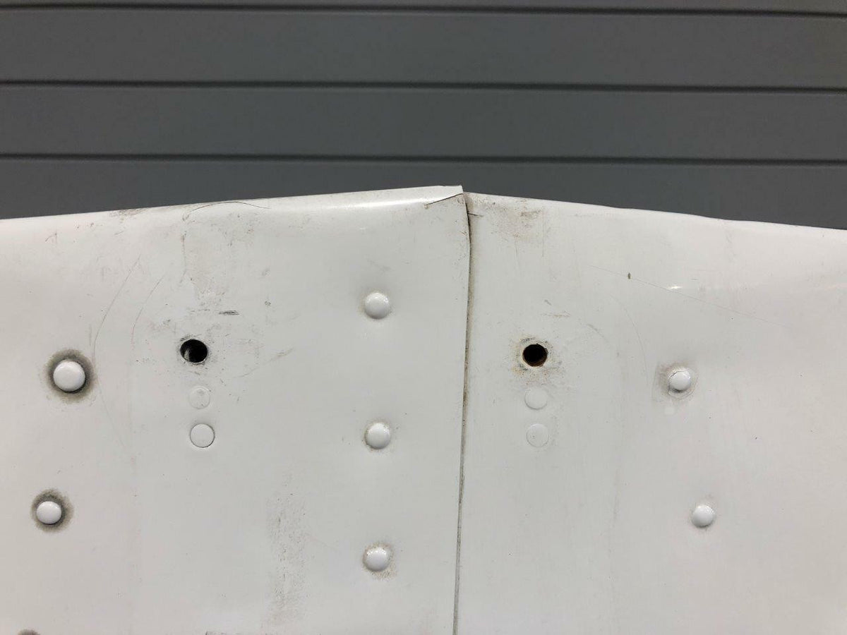 Cessna 5032000-17 FSO 5032000-25 Cessna 414 Horizontal Stabilizer W/ De-Ice Boot