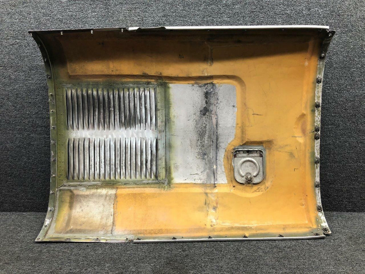 Cessna 5652001-208 Cessna 414 Engine Cowling Assembly Upper LH