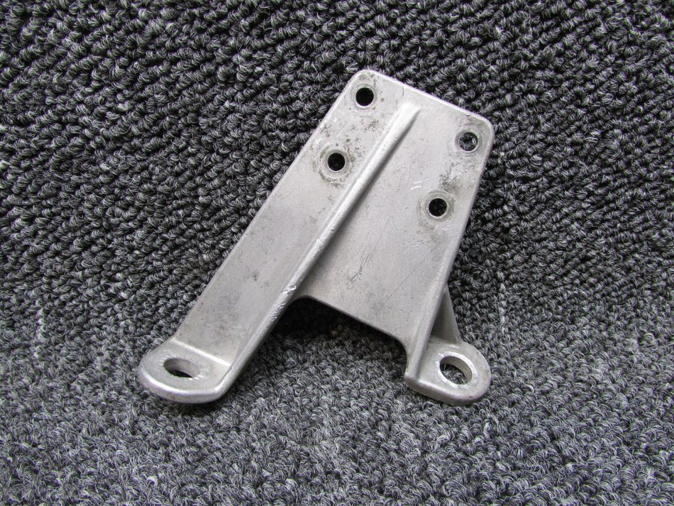5655210-1 (FSO: 5655210-3) Continental TSIO-520-J Engine Throttle Bracket