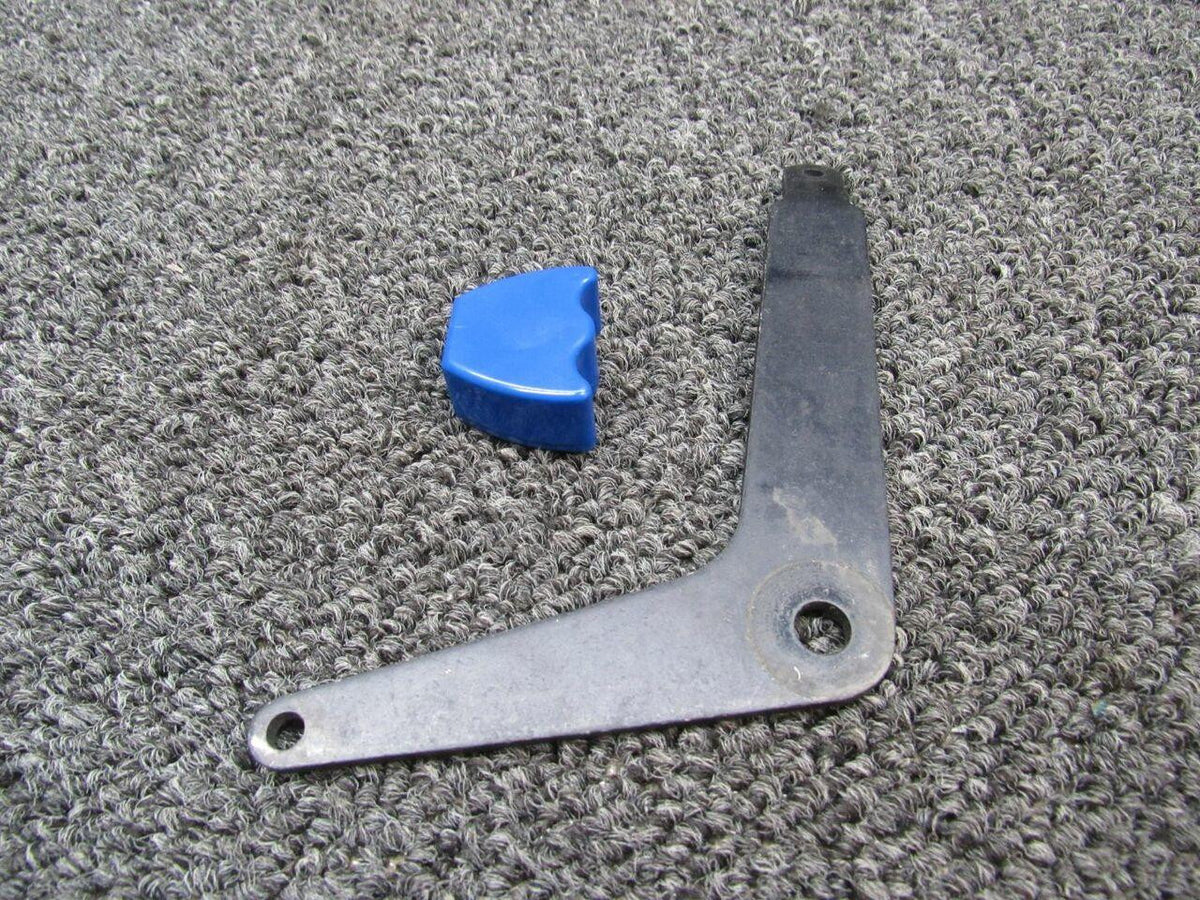 Piper 69485-000 / 24047-000 Piper PA32-300 Propeller Control Lever Assembly