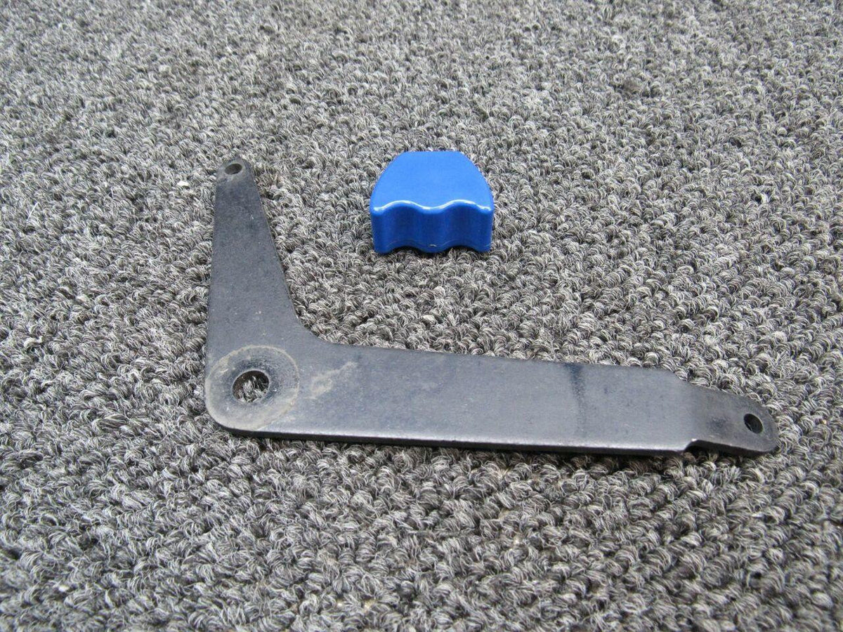 Piper 69485-000 / 24047-000 Piper PA32-300 Propeller Control Lever Assembly