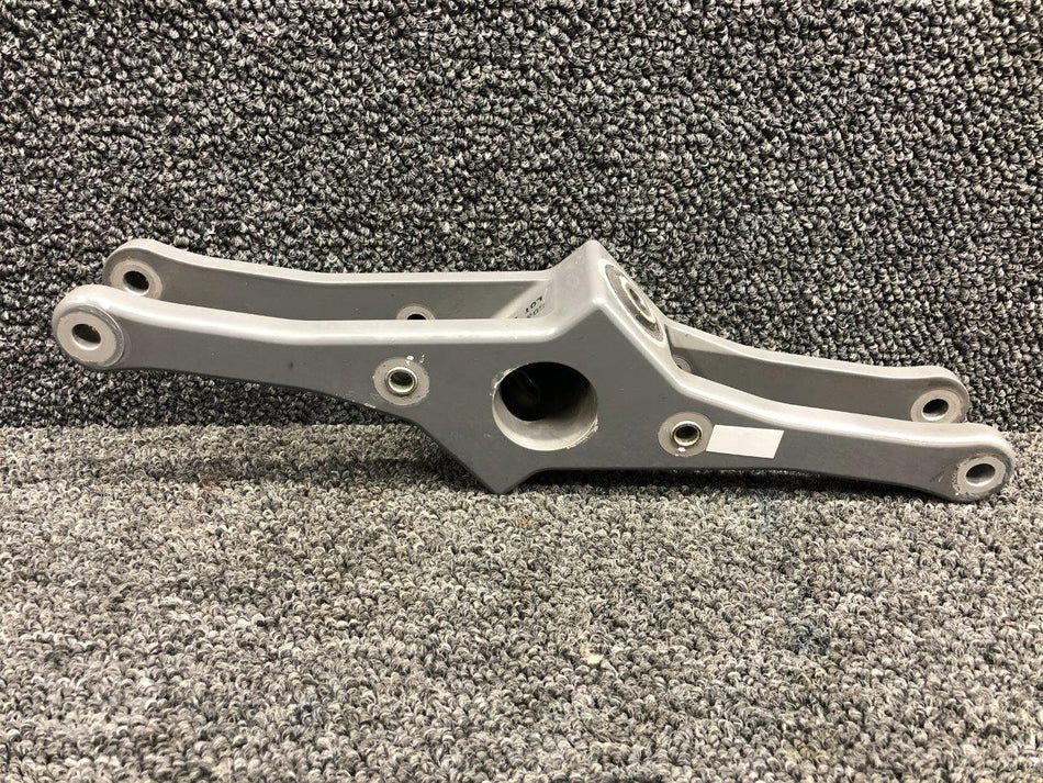 G062-1 (Alt: G062-2) Robinson R44 Tail Rotor Hub Assembly BAS Part Sales | Airplane Parts