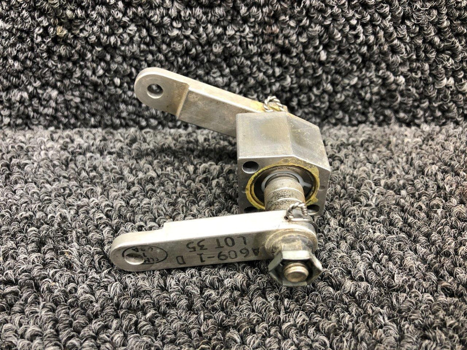 A605-1, A609-1 Robinson R44 Throttle Control Housing w Arms