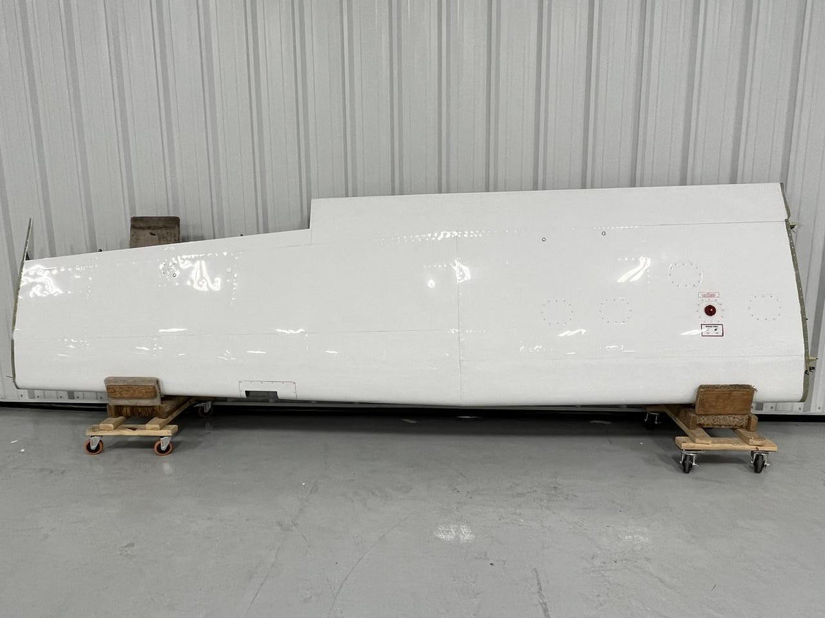 Cessna 1220804-24 Cessna T206H RH Wing Assembly