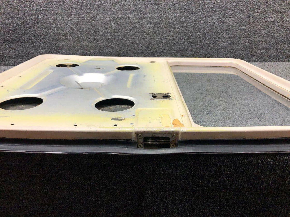 Cessna 0511460-2 Cessna 175 Cabin Door Structure Assembly RH