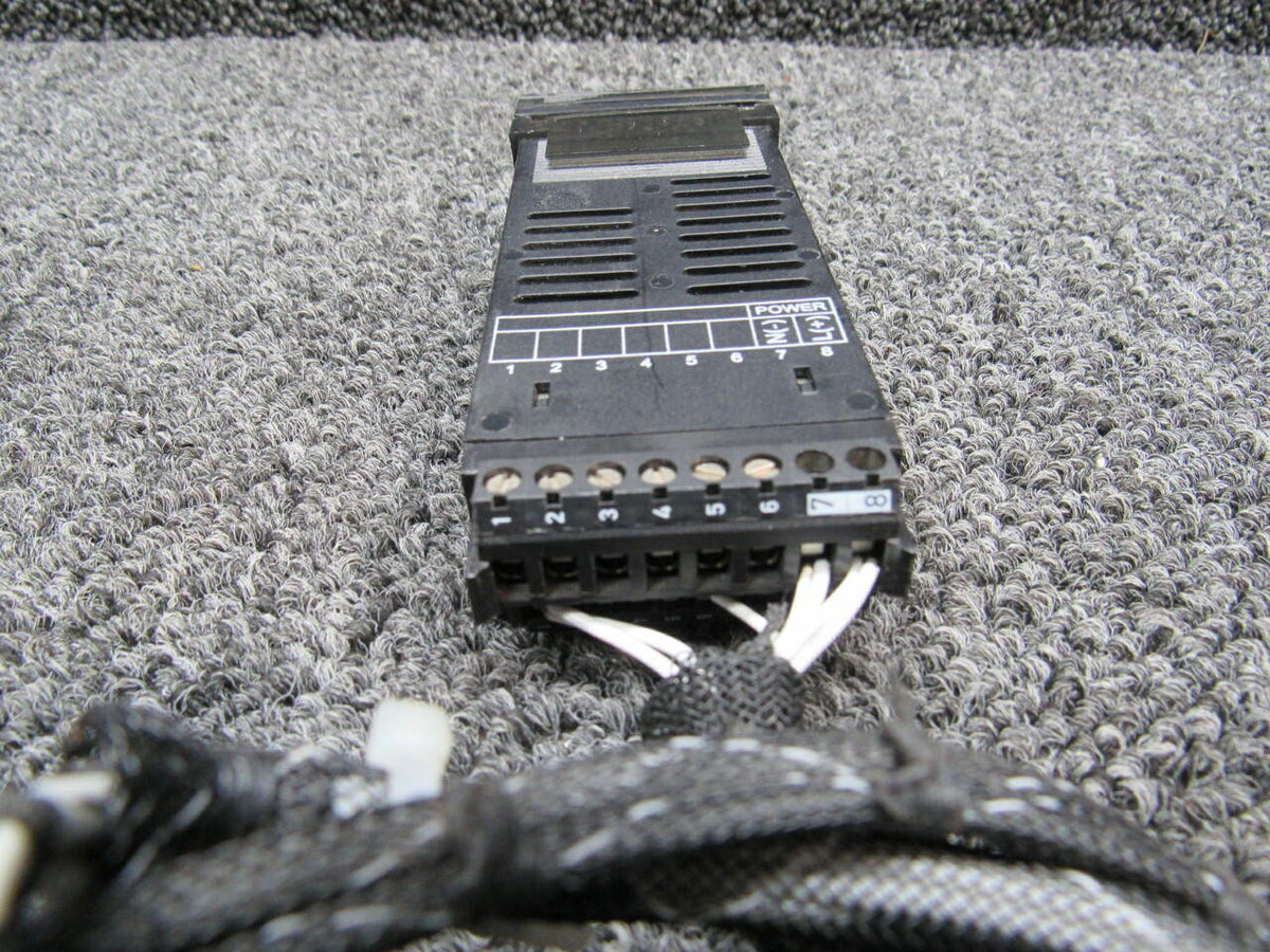 Omega Dpi32-DC Omega Digital Panel Meter Volts 12-36