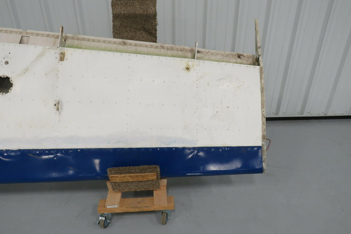 Cessna 1620004-28 Cessna A188B RH Wing Assembly