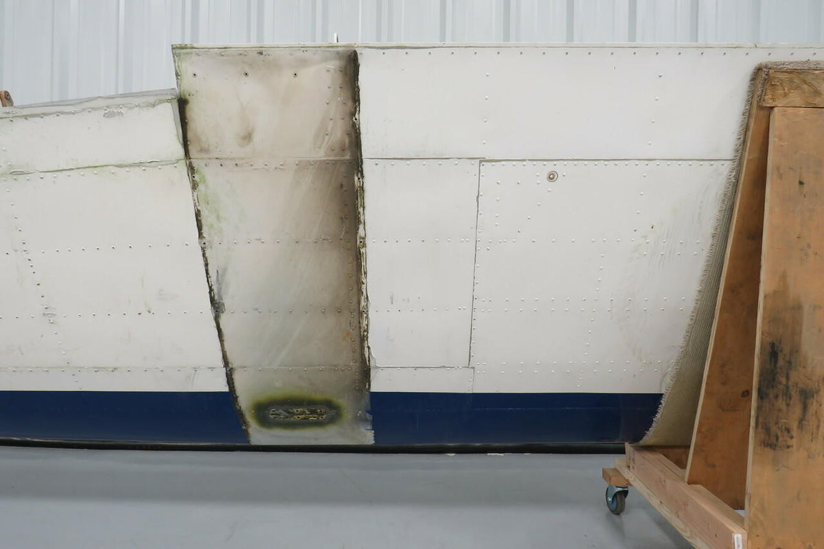 Cessna 1620004-28 Cessna A188B RH Wing Assembly