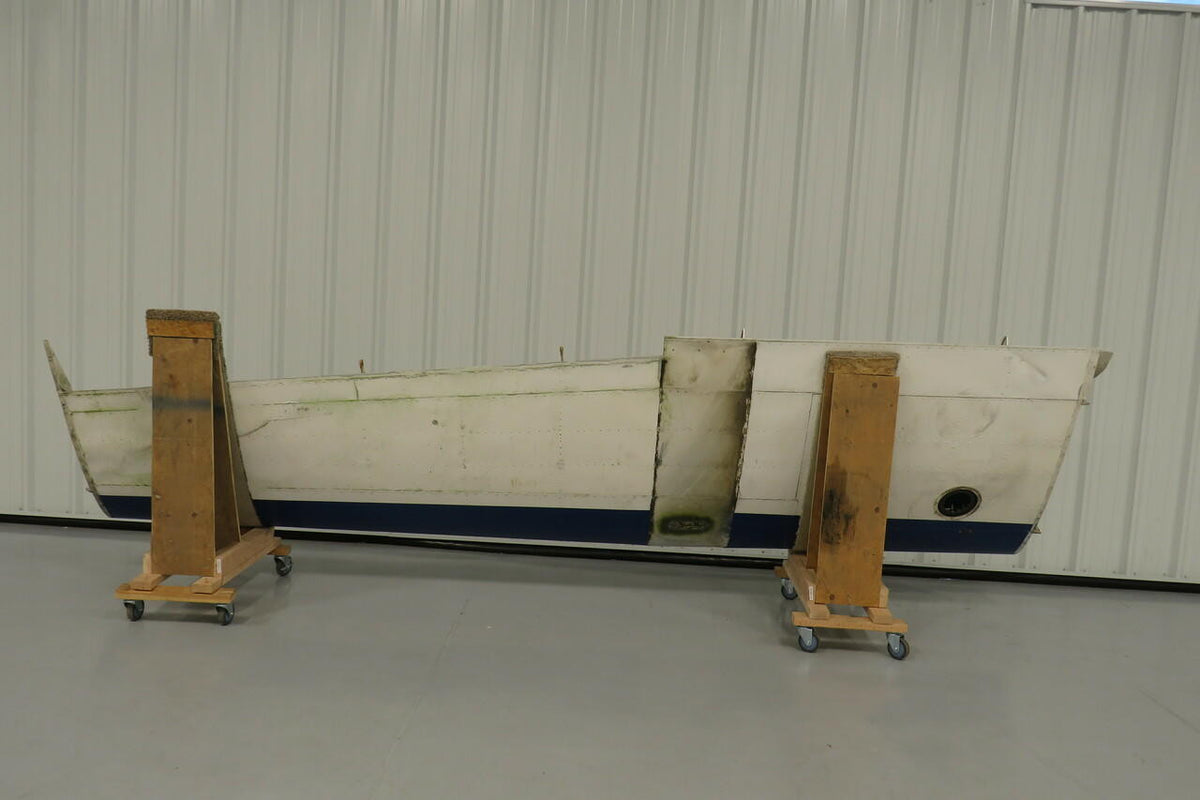 Cessna 1620004-28 Cessna A188B RH Wing Assembly