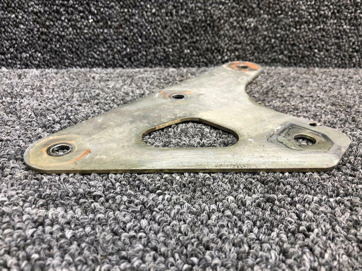 Cirrus 20140-002 FSO 20140-003 Cirrus SR22 Lower Mount Attach Plate