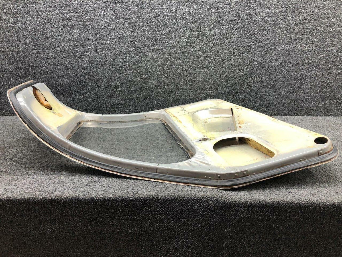 Piper 68185-000 Piper PA32-260 Forward Cabin Door Assembly