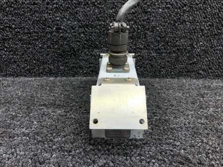 Grimes 30-1467-5 Beechcraft A36 Grimes Wing Tip Strobe Light Volts 14