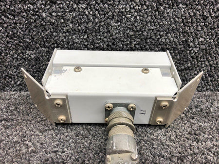 Grimes 30-1467-5 Beechcraft A36 Grimes Wing Tip Strobe Light Volts 14