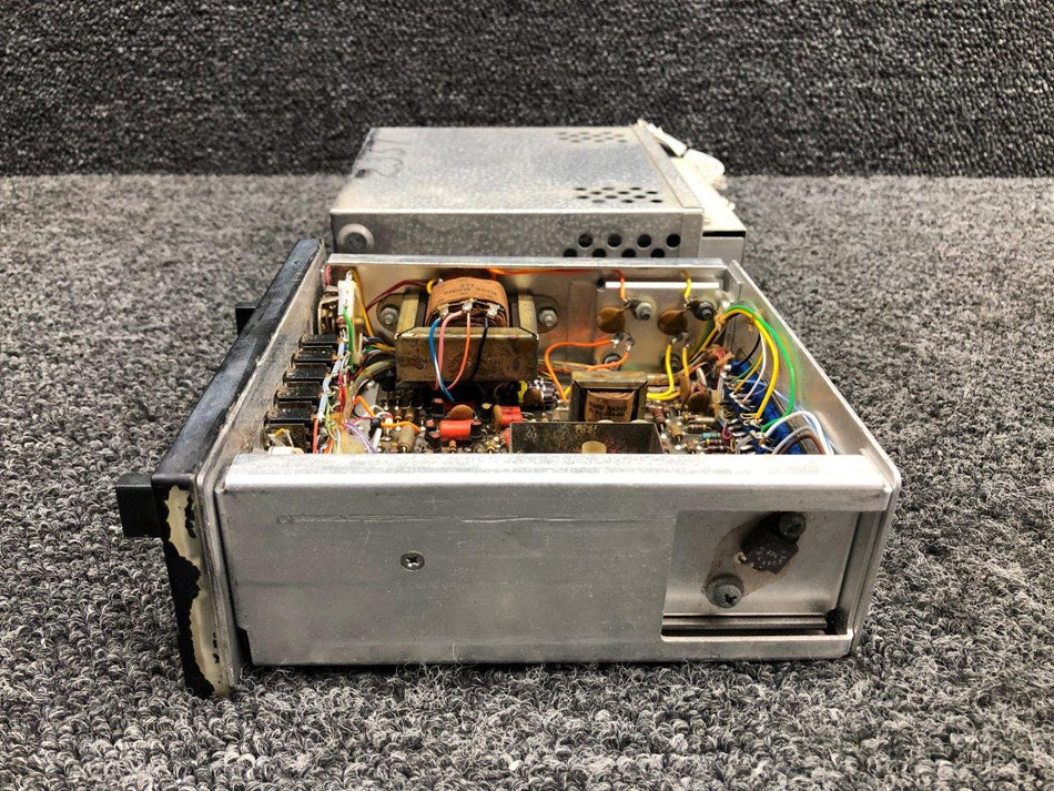 069-1012-00 King Radio KMA-12B Marker Beacon Receiver with Tray (Volts: 14-28)
