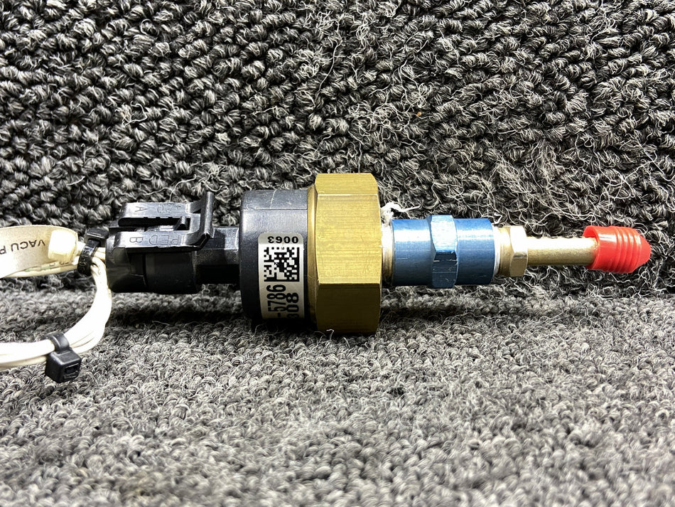 P165-5786 Cessna T206H Vacuum Pressure Transducer (Volts: 28)