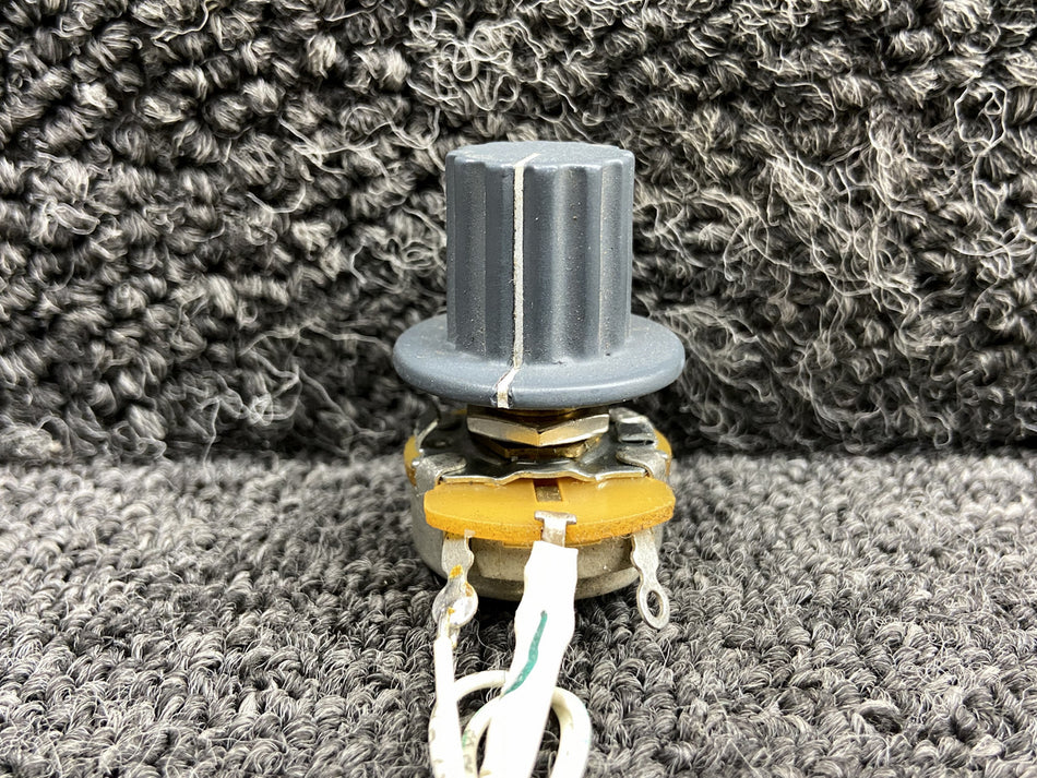 S1904-5 Cessna T206H Avionics Dimming Light Switch
