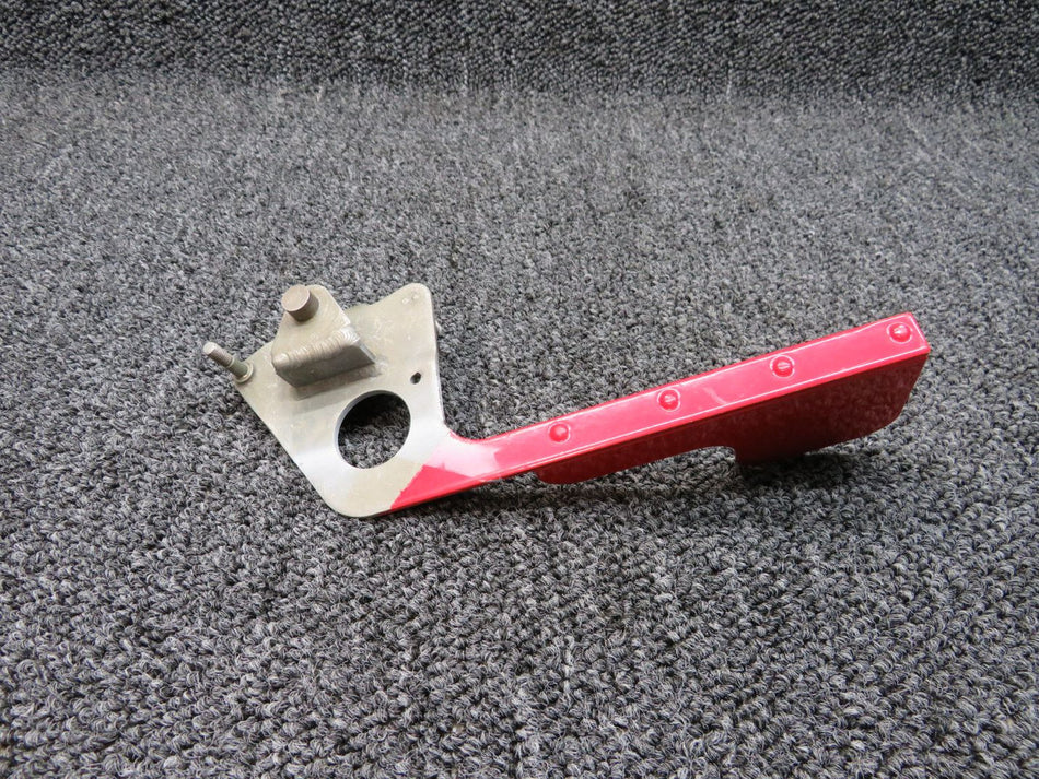 1211371-6 Cessna T206H Cargo Door Handle Aft