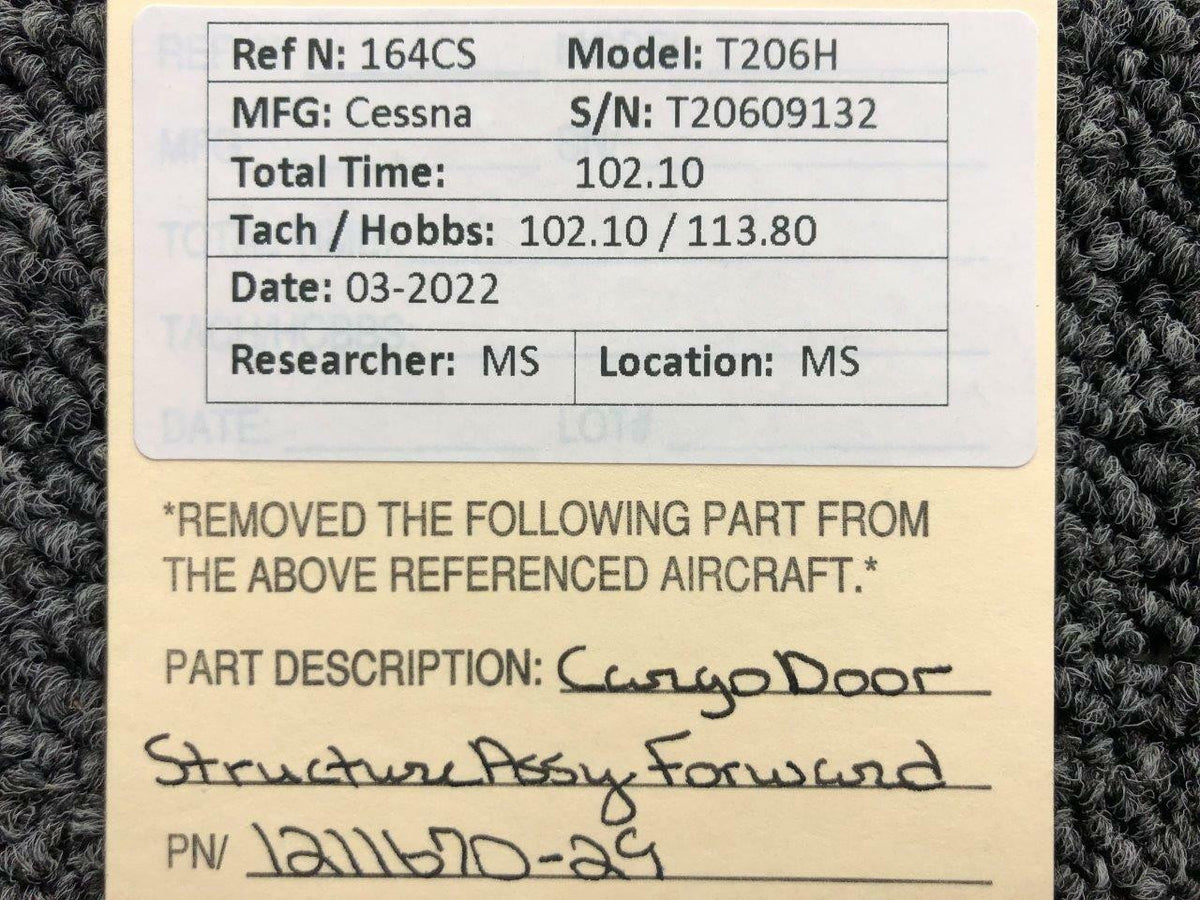 Cessna Aircraft Parts 1211670-29 Cessna T206H Forward Cargo Door Structure Assembly