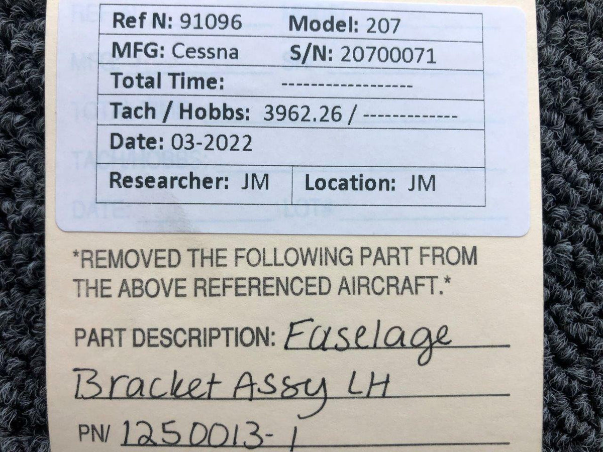 Cessna Aircraft Parts 1250013-1 Cessna 207 Fuselage Bracket Assembly LH