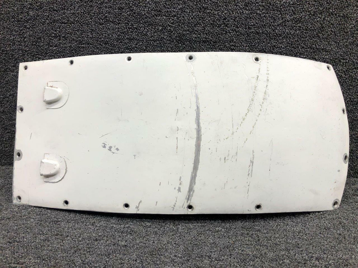 Cessna Aircraft Parts 1217028-1 USE 1213669-6 Cessna 207 Tunnel Access Door Assembly