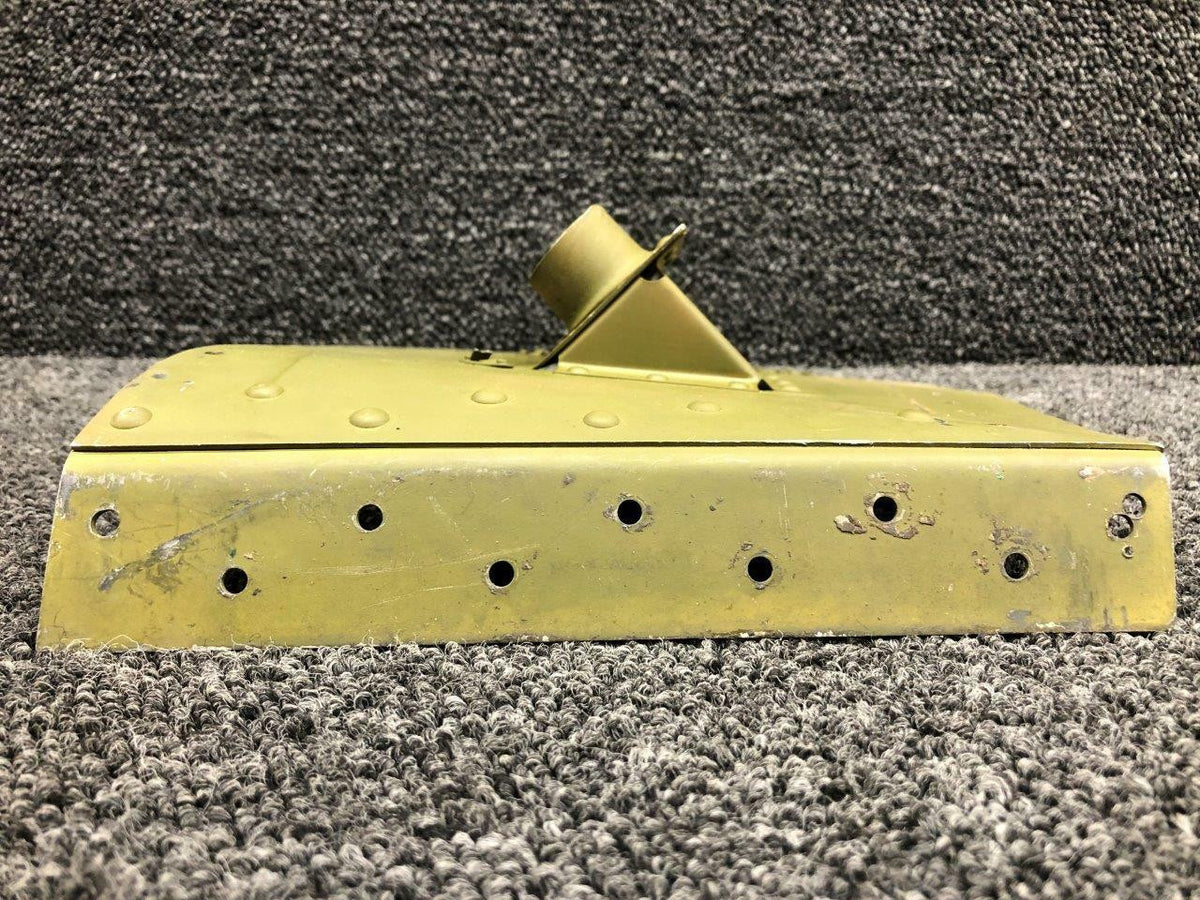 Cessna Aircraft Parts 1213905-1 / 1253031-3 Cessna 207 Fuselage Skin W/ Air Adapter LH Zinc