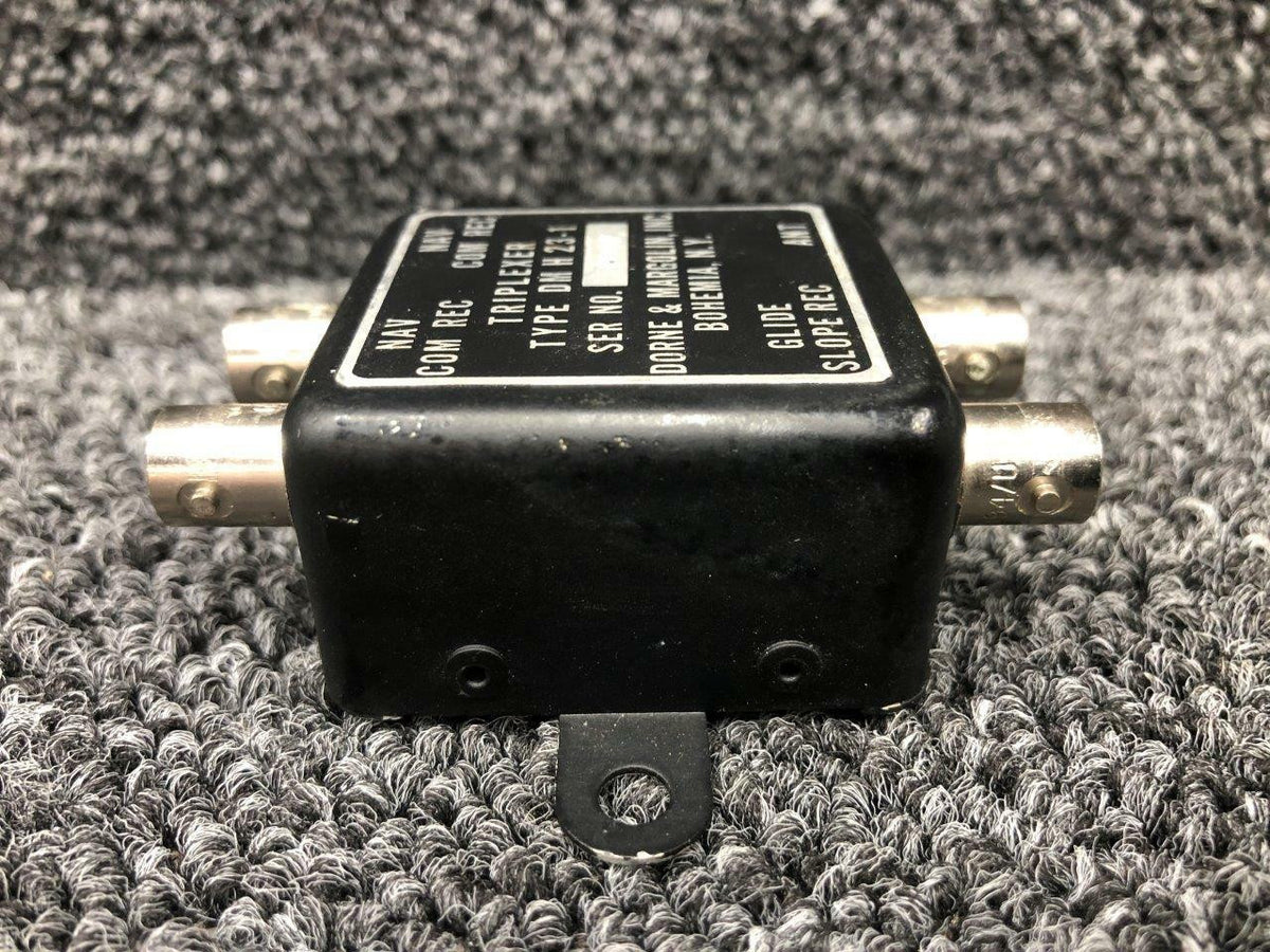 Dorne and Margolin DM H23-1 Piper PA28-181 Dorne and Margolin Triplexer Antenna