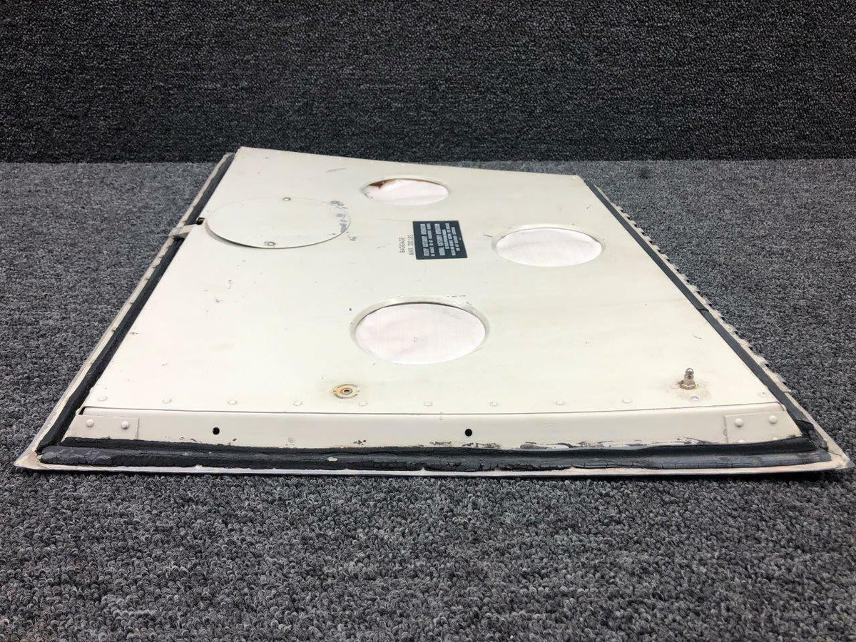 Piper Aircraft Parts 66793-018 Piper PA28-181 Baggage Door Assembly