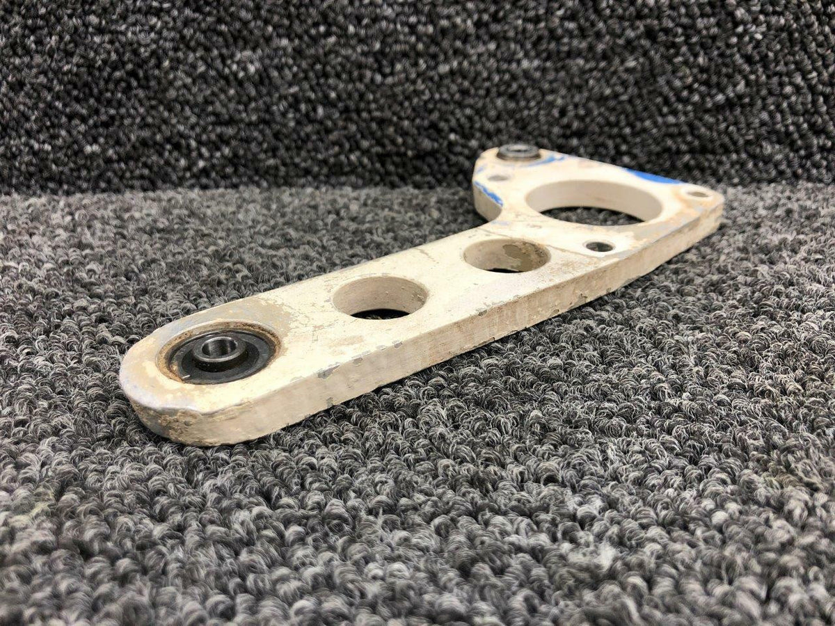 Cessna Aircraft Parts 1234029-1AGW Use 1234029-1 Cessna A188B Aft Elevator Arm Assembly