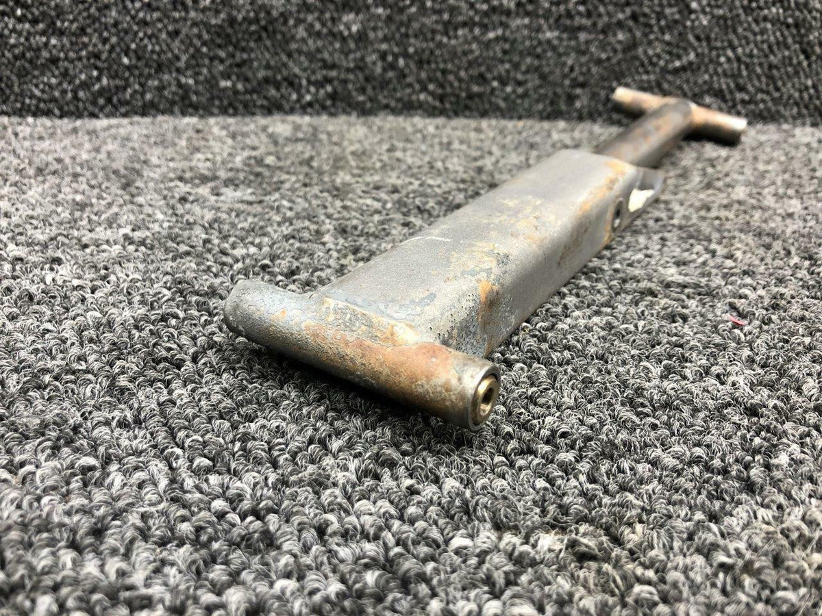 Cessna Aircraft Parts 1651004-2 Cessna A188B Engine Mount Arm Hinged