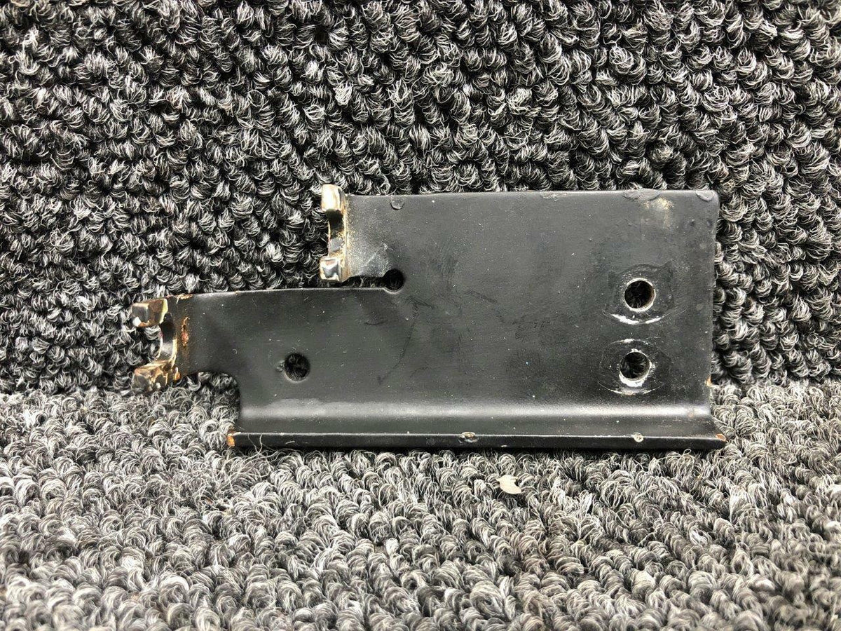 Cessna Aircraft Parts 1660017-2 Cessna A188B Propeller / Throttle Control Bracket