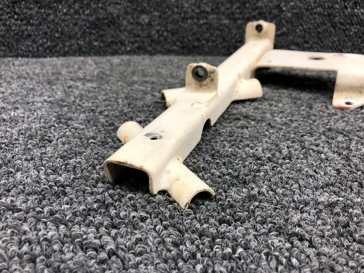 Cessna Aircraft Parts 1660131-15 WEU 1660167-1 Cessna A188B Bracket Sprayer Arm Control Stop