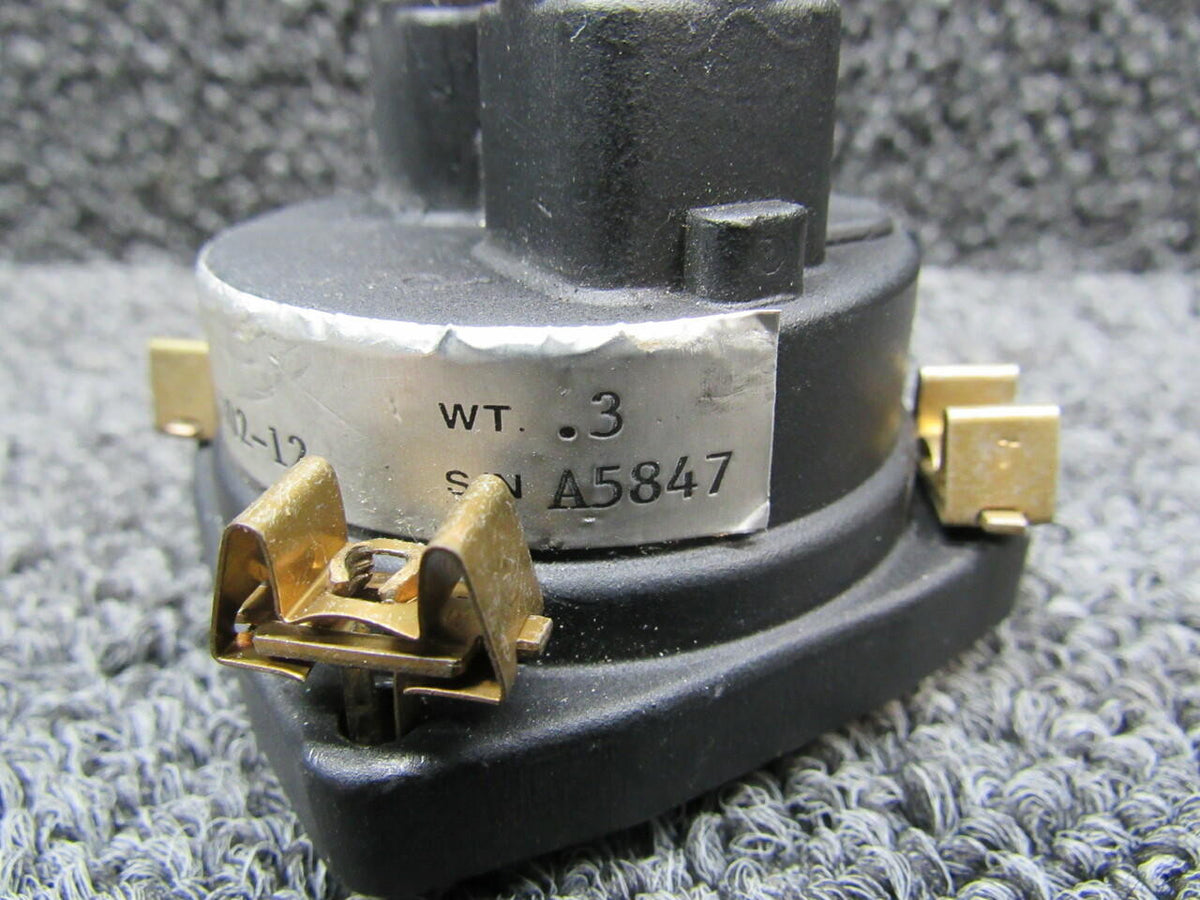 UMA 3-102-12 UMA Suction Indicator