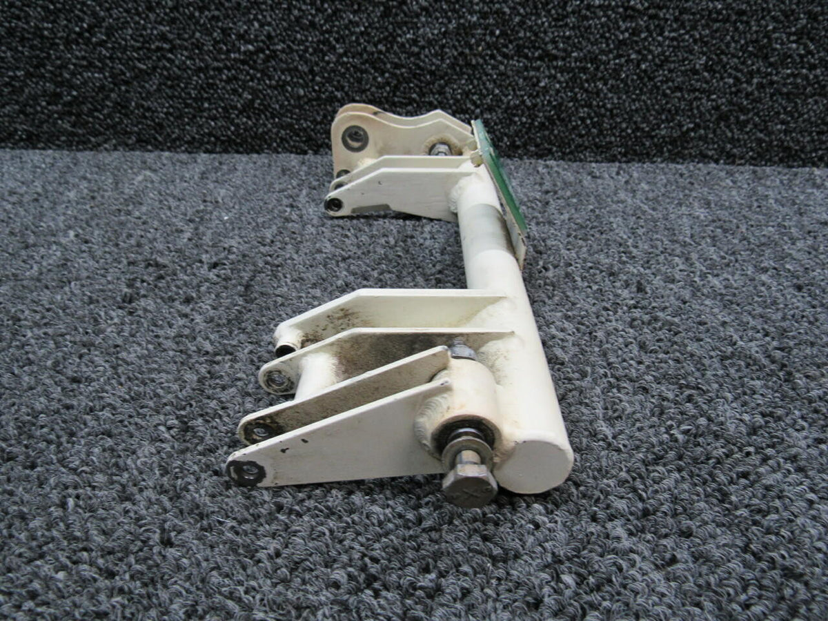 Mooney 560236-505 USE 560236-507 Mooney M20K Retraction Bellcrank