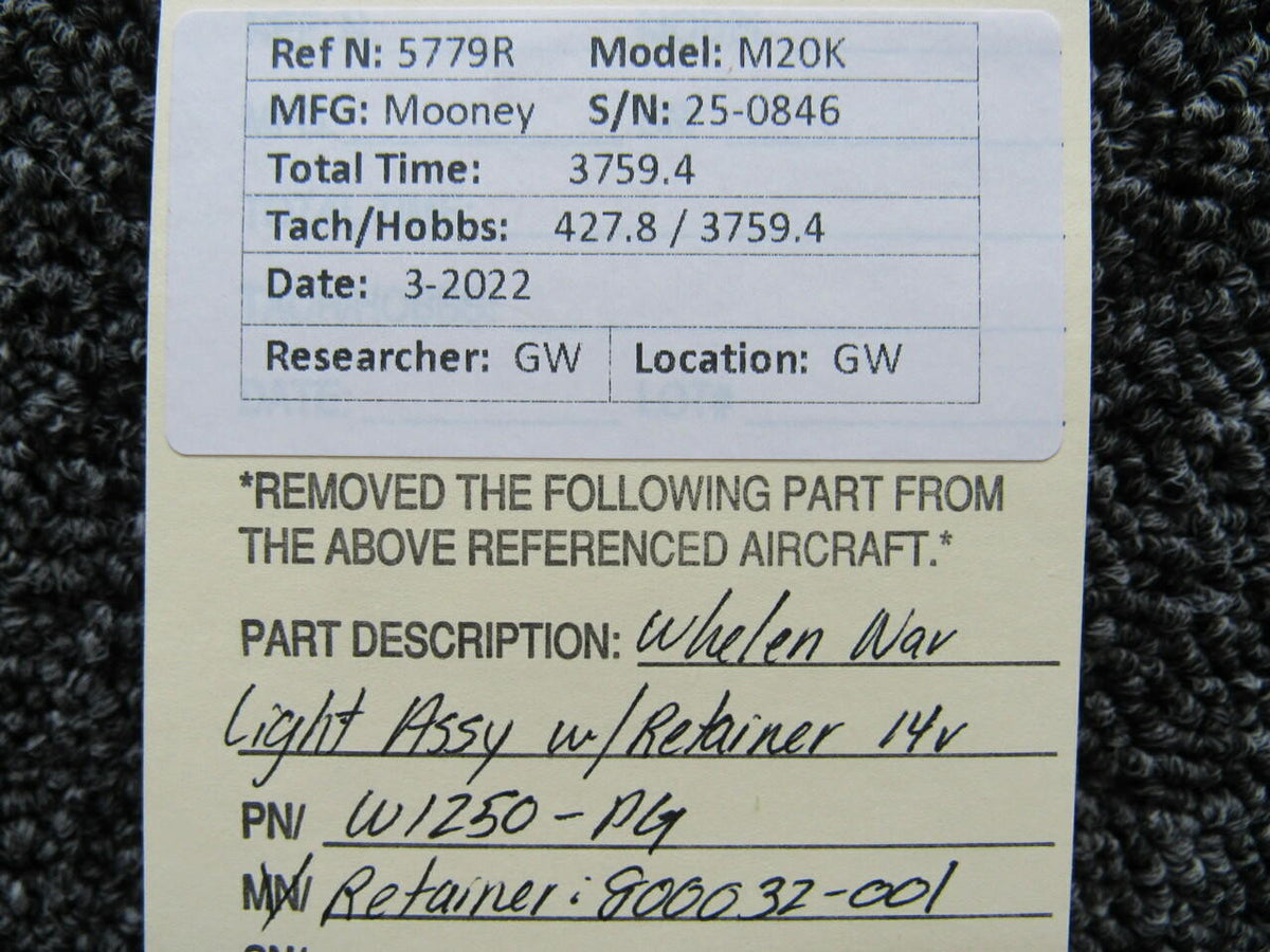Whelen W1250-PG Mooney M20K Whelen Navigation Light Assembly W/ Retainer 14V
