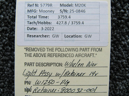 Whelen W1250-PG Mooney M20K Whelen Navigation Light Assembly W/ Retainer 14V