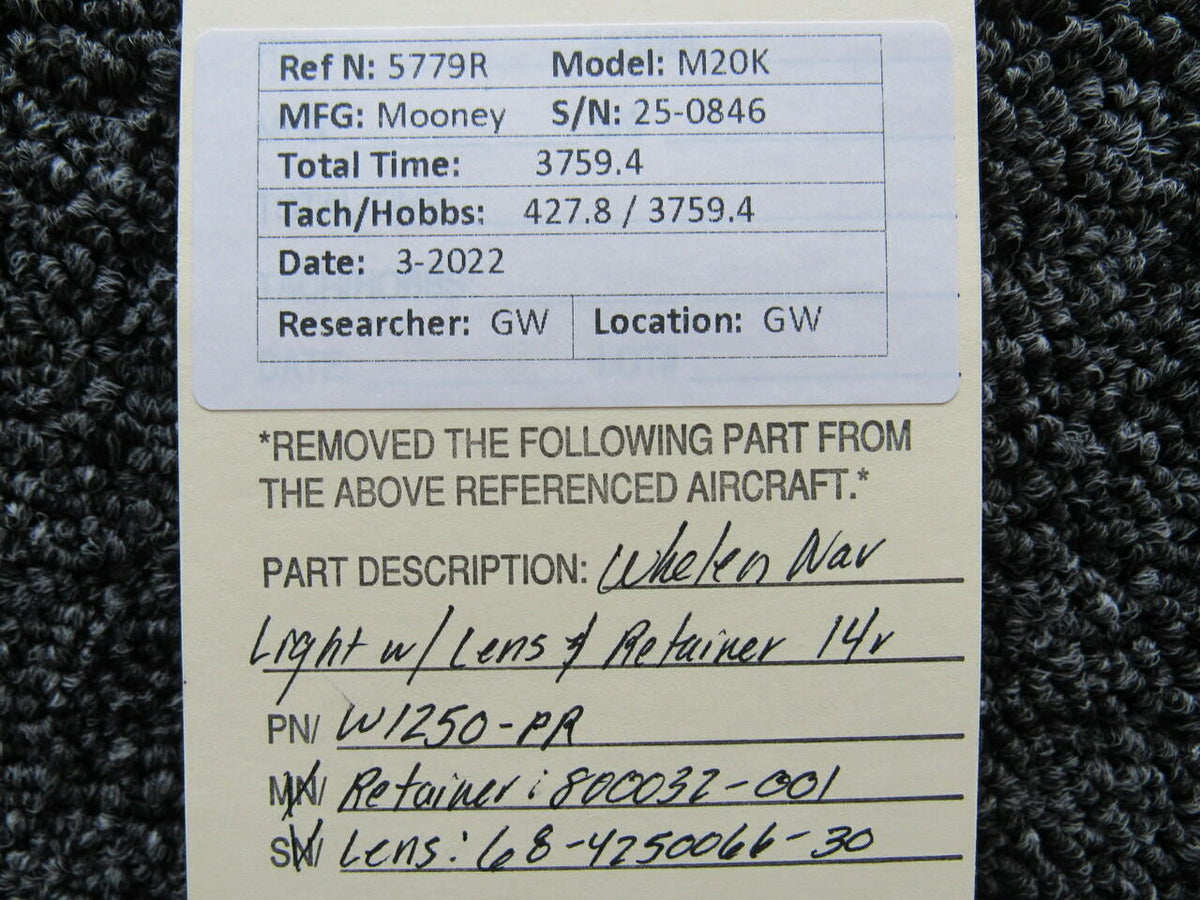 Whelen W1250-PR Mooney M20K Whelen Navigation Light Assembly W/ Retainer and Lens 14V